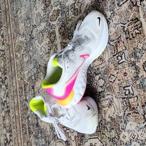 NIKE Renew Sneakers!